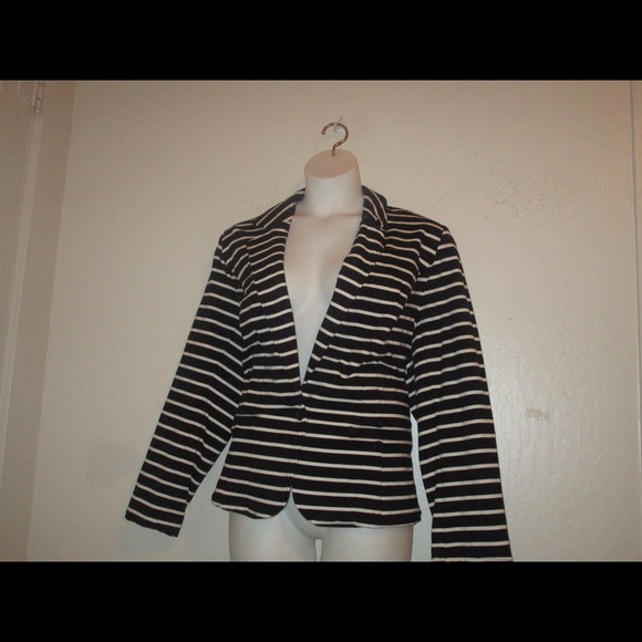 BLACK WHITE STRIPED BLAZER BY LANE BRYANT * 24 * - Picture 1 of 4